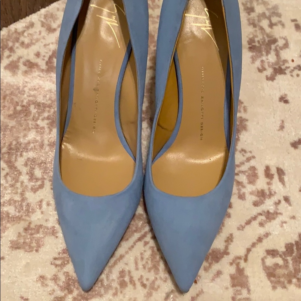 Giuseppi Zanotti Light blue Suede pump size 40